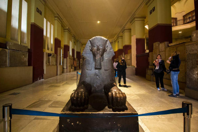 Cairo: Pirâmides, Museu Egípcio e excursão ao Cairo CoptaTour guiado incluindo traslados, guia de turismo, almoço e entrada