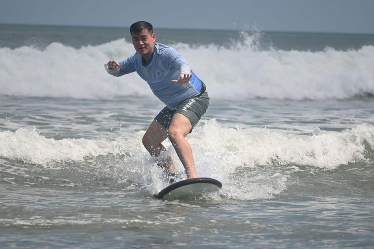 库塔-巴厘岛：私人冲浪课程及冲浪照片和视频