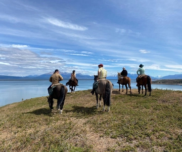 Puerto Natales: Traditional Horseback Riding Experience