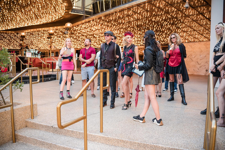 Las Vegas: Immersive 1920s Night Tour with Cocktails & Flask