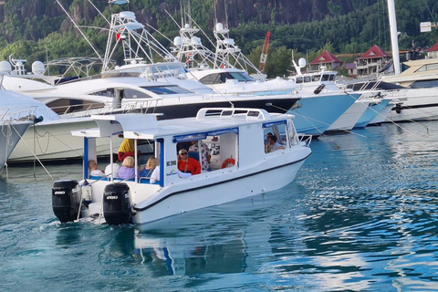 Von der Edeninsel Mahe nach Praslin &amp; Ladigue TagesausflugPraslin &amp; Ladigue Tagesausflug