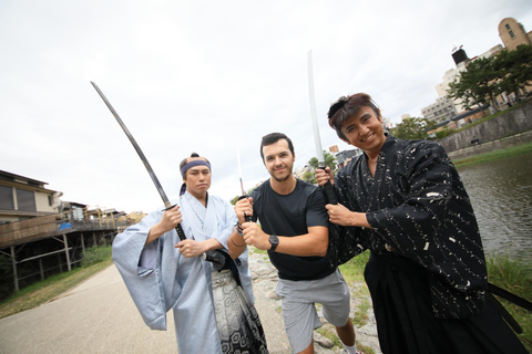 1 hora de viagem com uma sessão fotográfica de samurai em QuiotoDois samurais irão（２samurai）