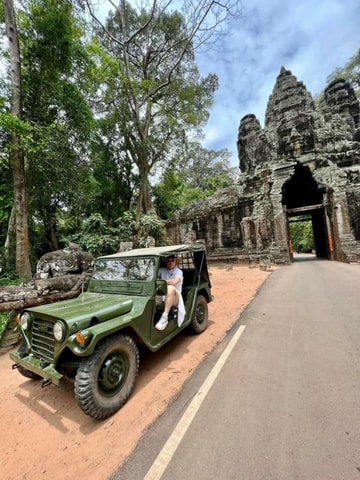 Siem Reap: Angkor Temples off the Beaten Track Tour by Jeep