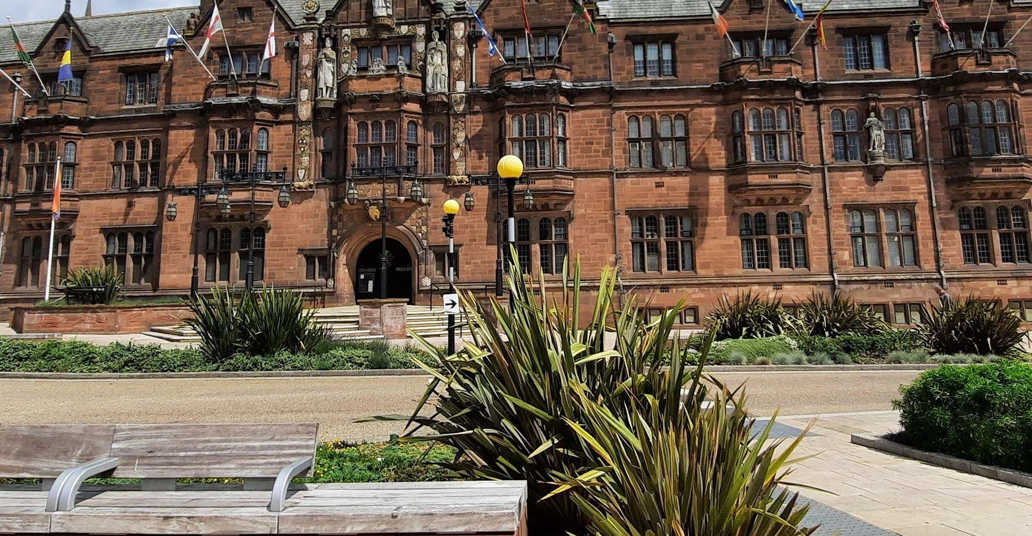 A Self-Guided Tour of Coventry’s Cathedral Quarter - Housity