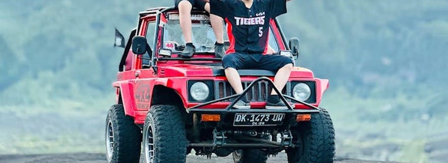 Bali : Journée/coucher de soleil Mont Batur 4WD Jeep et source d'eau chaude naturelle