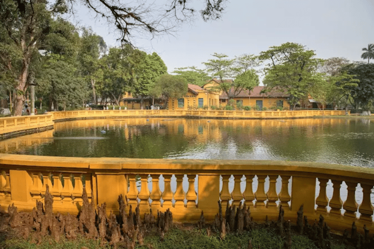Hanoi: Top Landmarks & Cultural Sites Walking Tour Small Group