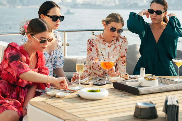 Dubai: Sunseeker Superyacht VIP Dinner, Drinks & Live DJ Soiree- Zen Med Gastronomy