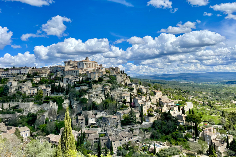 From Aix-en-Provence: Luberon Villages Discovery Day Trip