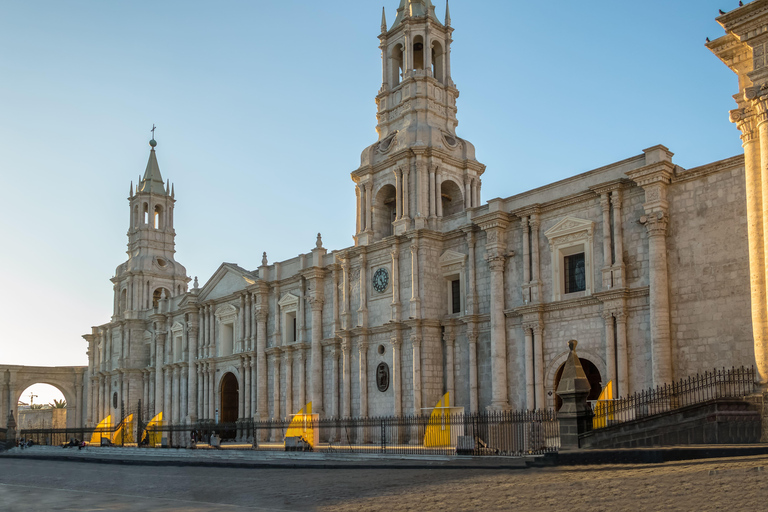 Arequipa: Colonial Treasure with the Enchantment of the Santa Catalina Monastery.