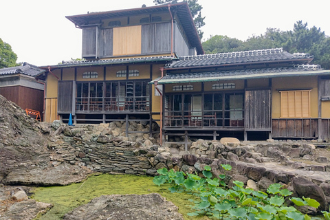 Wakayama: Bus Private Tour with Guide and Unlimited Ride