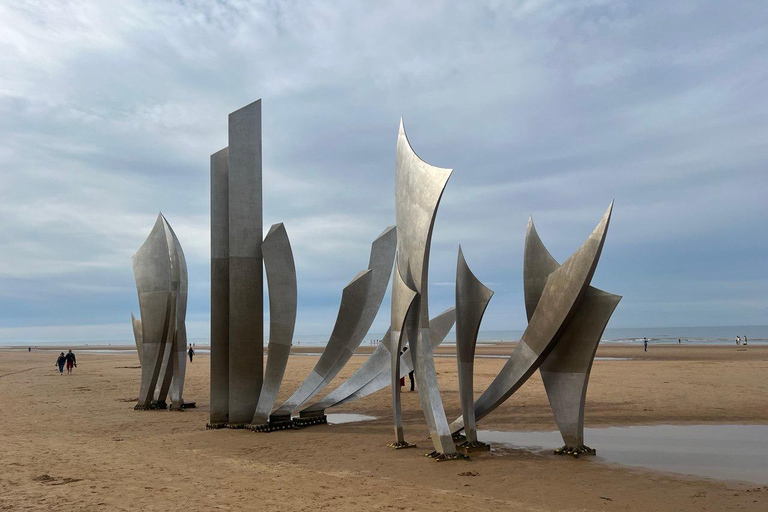 Paris: D-Day Private Tour with Underwater Wrecks Museum Summer: D-Day Wrecks Museum & Omaha Beach Private Tour