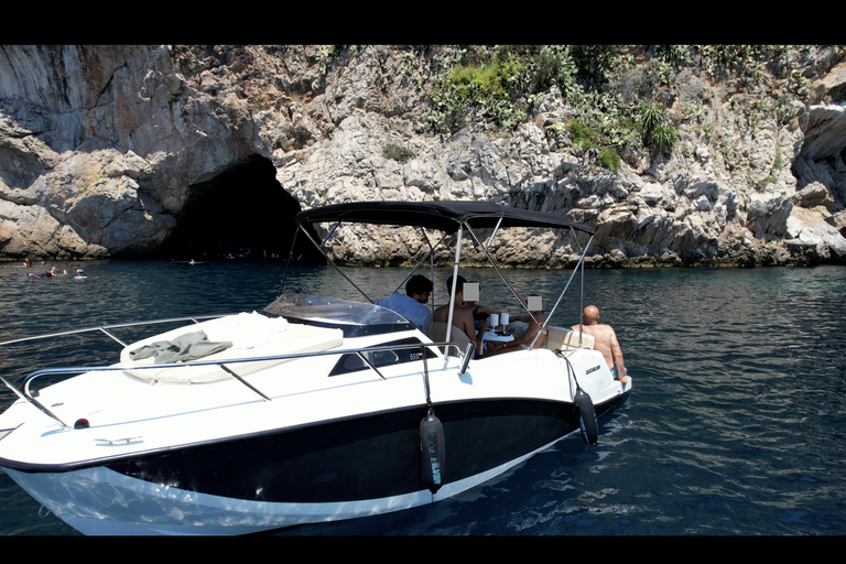 Nice: Private Boat Tour to Monaco with Wine and Stops