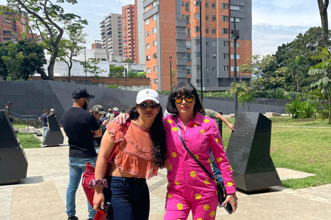 Medellin: Pablo Escobar y City Tour privado. 2 tours en 1 Medellin: pablo escobar y city tour privado. 2 tours en 1