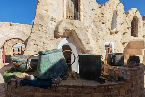 A day trip: Discover Tataouine,Chenini and Ksar Ghilene