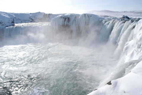 Akureyri : Goðafoss, maison de Noël et visite de la lagune forestière