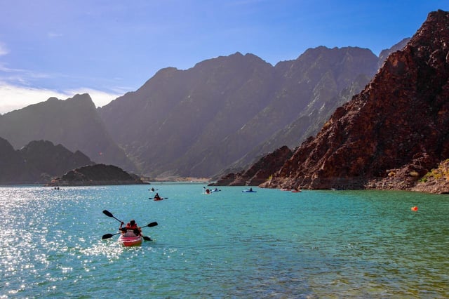 Dubai: Tour del villaggio del patrimonio di Hatta con kayak