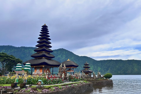 Bali: Wanagiri, Cascata gemella di Banyumala, Ulun Danu Bratan