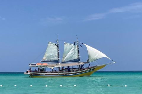 内格里尔：海盗船巡游（含浮潜和 Ricks）仅限公主和帕拉迪乌姆度假村的客人