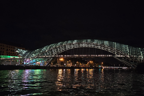 Tbilisi: Mtkvari River Live Guided Boat Tour