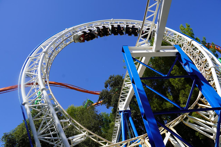 Los Angeles: Six Flags Magic Mountain Any-Day Entry Ticket Six Flags: Magic Mountain Good Any Day Ticket