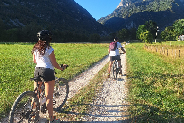 Passeio de bicicleta eléctrica ao desfiladeiro da Grande Soča e ao bosque aquático de Šunik