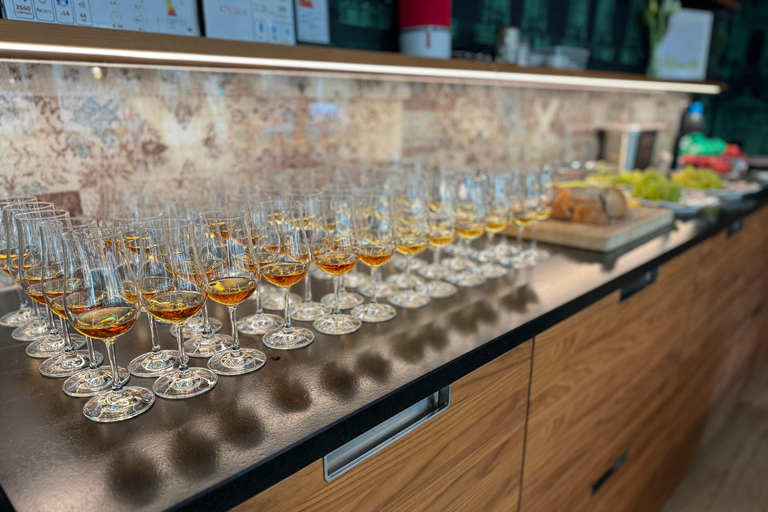 Dresden: Whisky Tasting Experience with Expert Guidance