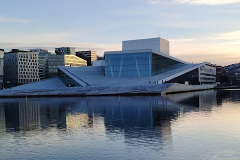 Oslo: Private Fortress, Fjord, and Royal Heritage Tour