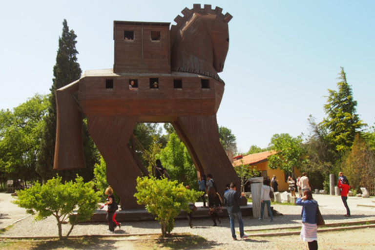 Istanbul: Troy Guided Day Trip with Ferry Ride