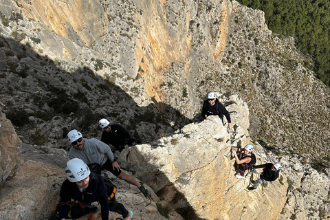 Benidorm: Klettersteig Ponoig, cerca de la Nucia