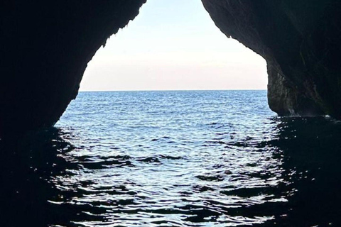 Castro: a boat tour through caves and crystal clear waters Castro: 2-hour boat tour through caves and crystal clear waters