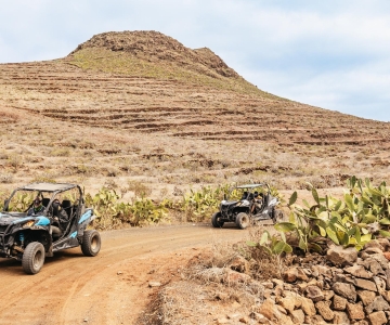 Lanzarote: Kör off-road på buggy-tur med vulkan och pickup