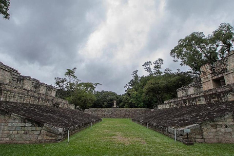 Visite d&#039;une jounée des ruines mayas de Copan au départ de San Salvador