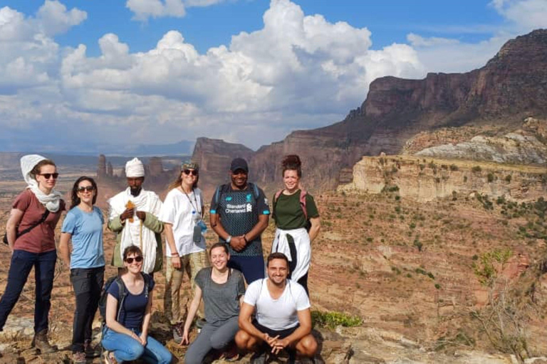 Antike Wunderwerke erforschen: Eine 3-tägige Tour zu den Geralta-Kirchen