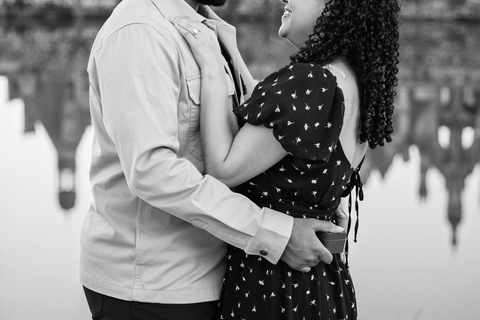 Amboise: Private Photoshoot with a Professional Photographer Private Photoshoot for large groups, family gatherings.