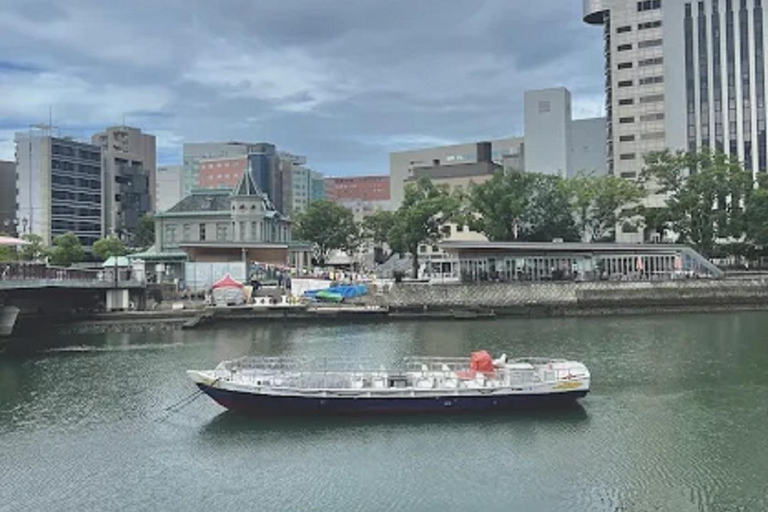 Fukuoka: Nakasu &amp; Hakata River Boat Cruise Guided TourNakasu &amp; Hakata River Boat Cruise Guided Tour