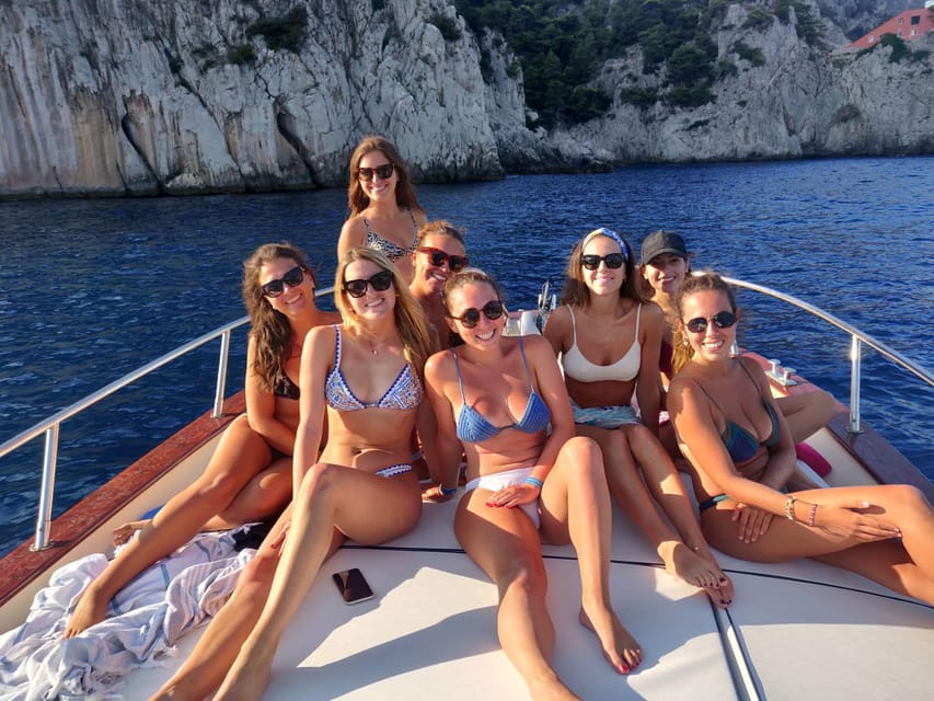 Capri Tour Privado En Barco T Pico Getyourguide