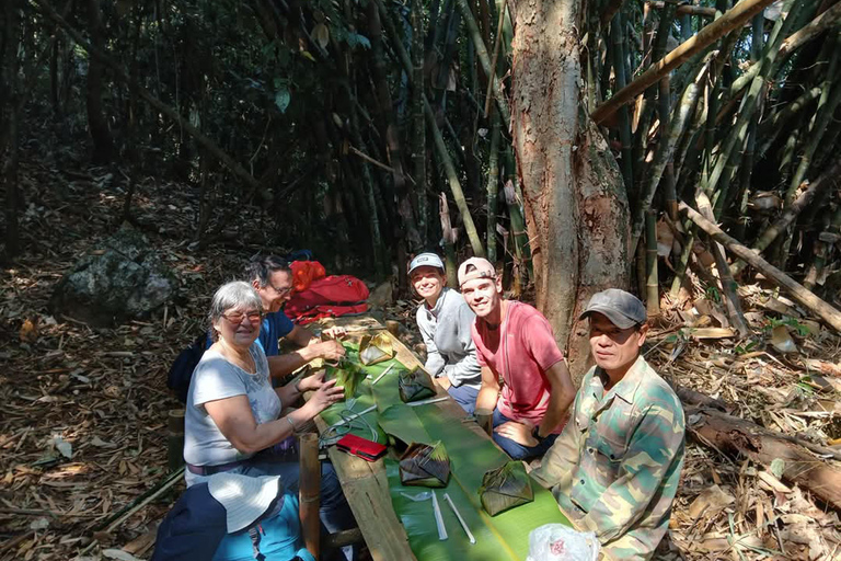 Luang Prabang: 3-Day Nong Khiaw Hiking and Kayaking Tour