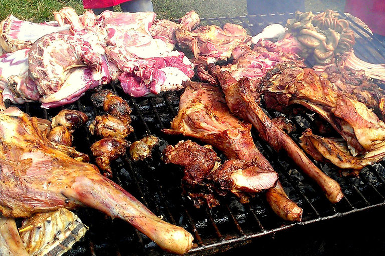 Nairobi: Street Food Tour with Guide and Tastings