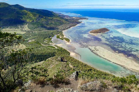 Île Maurice : randonnée au Morne, plage et restaurant