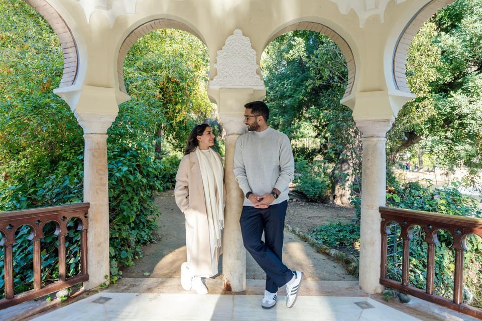 Sevilla, sesión de fotos profesional en Plaza de España - Hizvo