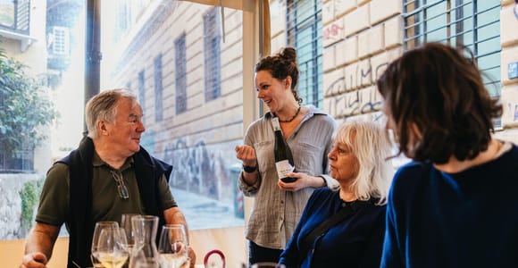 Palermo: Wine Tasting with Snacks at Bottega Monteleone