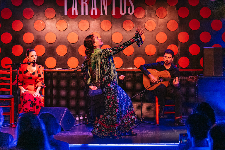 Barcelona: Tapas and Flamenco Experience