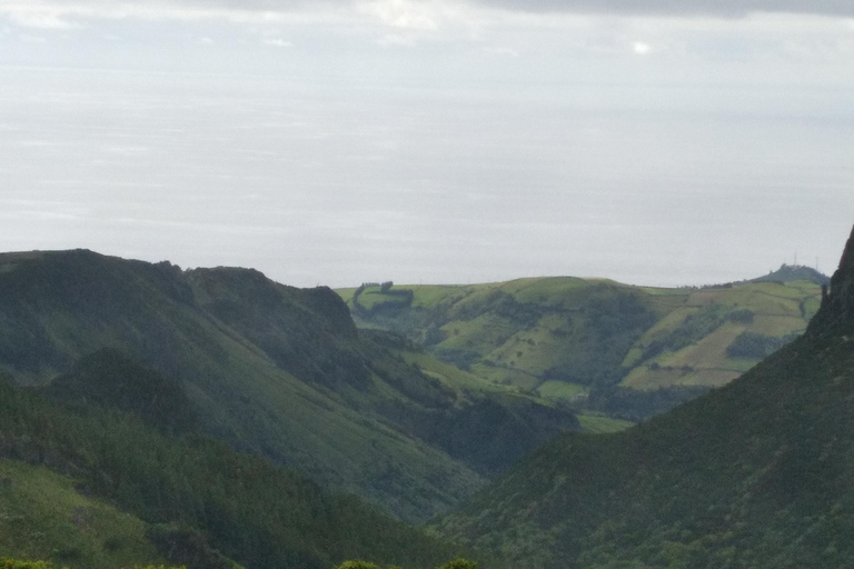 Flores Island in 3 Days – Waterfalls, Lagoons, and Local Guide (Corvo Option) 3-Day Tour – Flores Island + Corvo Island