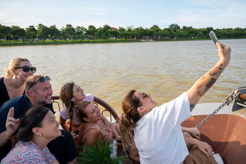 Hue: Luxury Sunset Tea & Dinner Cruise on Perfume River [No Dinner] Luxury Sunset Tea Cruise