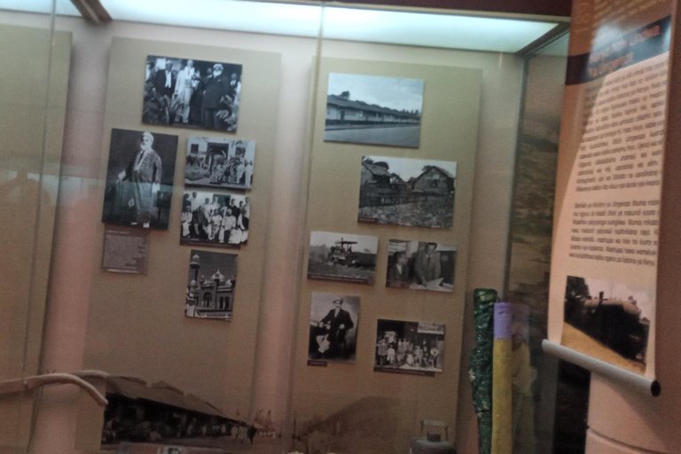 Nairobi: Historical Walking Tour with Art Historian Guide