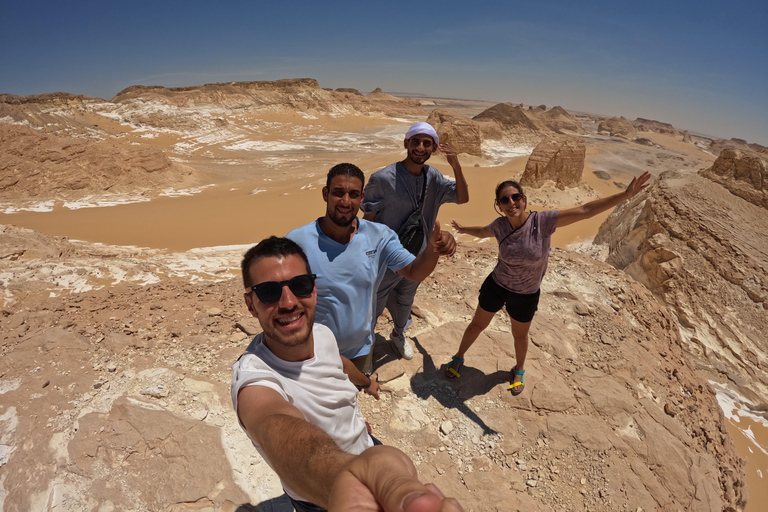 Kairo: Bahariya Oasis och den vita öknen 3-dagars privat resaRundresa med transfer, engelsktalande guide, måltider och inträde