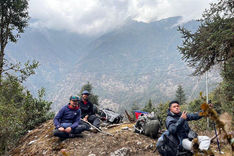 Rolwaling Valley Trek: odkryj święte jeziora przez 12 dni