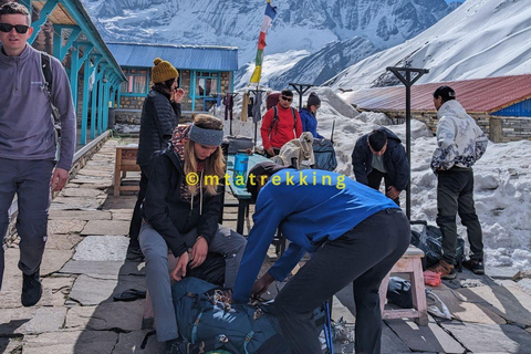 Kort Annapurna Base Camp Trek: 5 dagar från Pokhara: PokharaPrivat guidad vandring i Annapurna Basecamp utan måltider