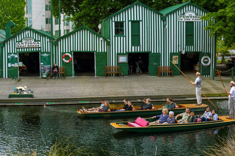 Christchurch - Punting on the Avon