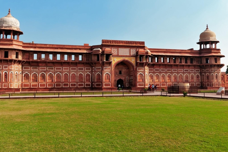 Z Delhi: Taj Mahal i Agra najszybszym pociągiem w IndiachWycieczka z samochodem + przewodnik + bilety 2. klasy